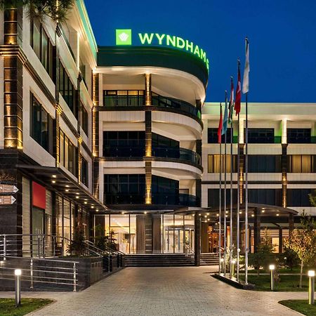 Hotel Wyndham Garden Taschkent Exterior foto