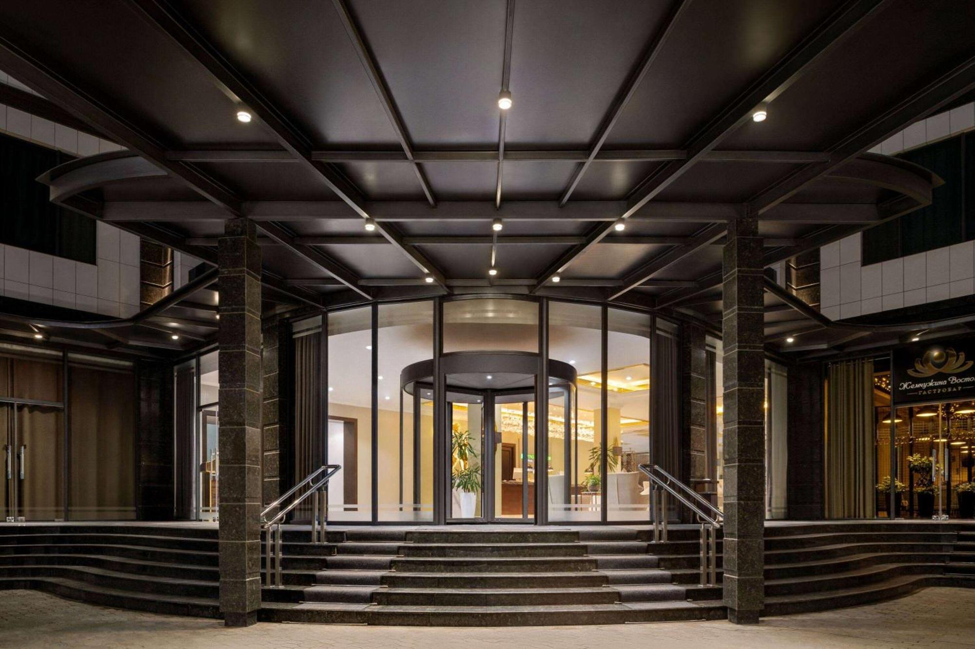 Hotel Wyndham Garden Taschkent Exterior foto